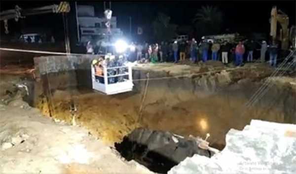 नहर में फसे 7 श्रमिकों को सुरक्षित निकाला गया, 2 अन्य को बचाने का कार्य जारी